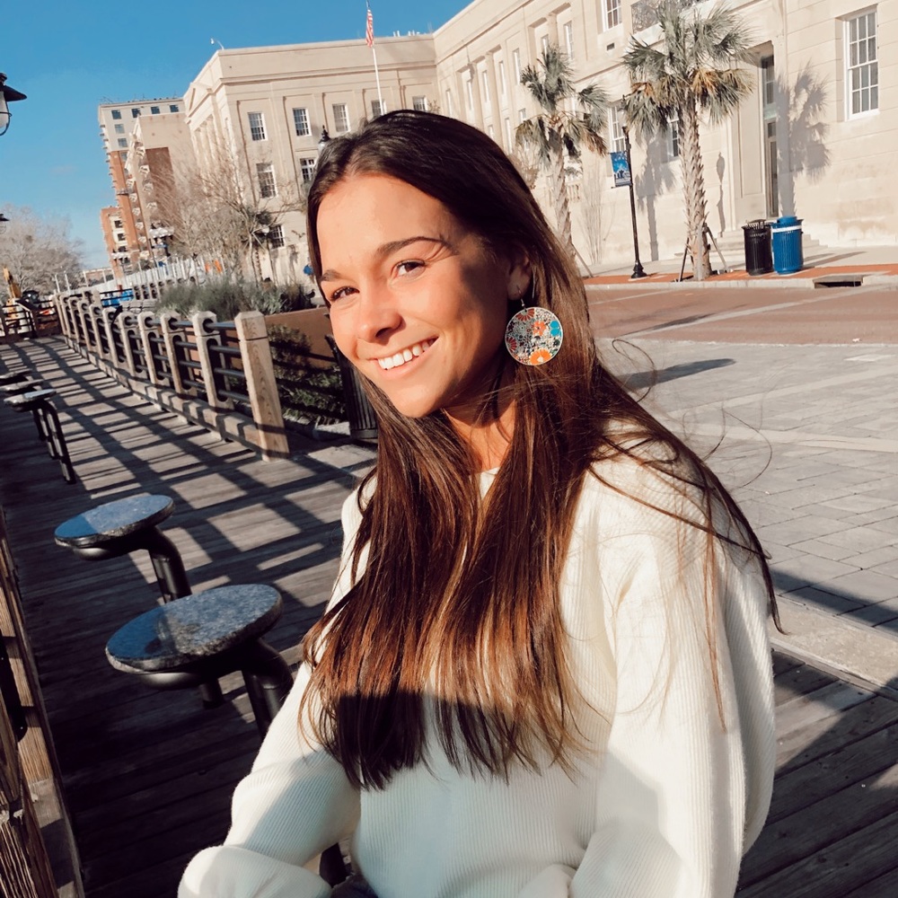 Meet your Posher, Kalie